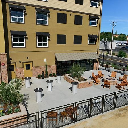 Oxford Suites Пасо Роблс Экстерьер фото