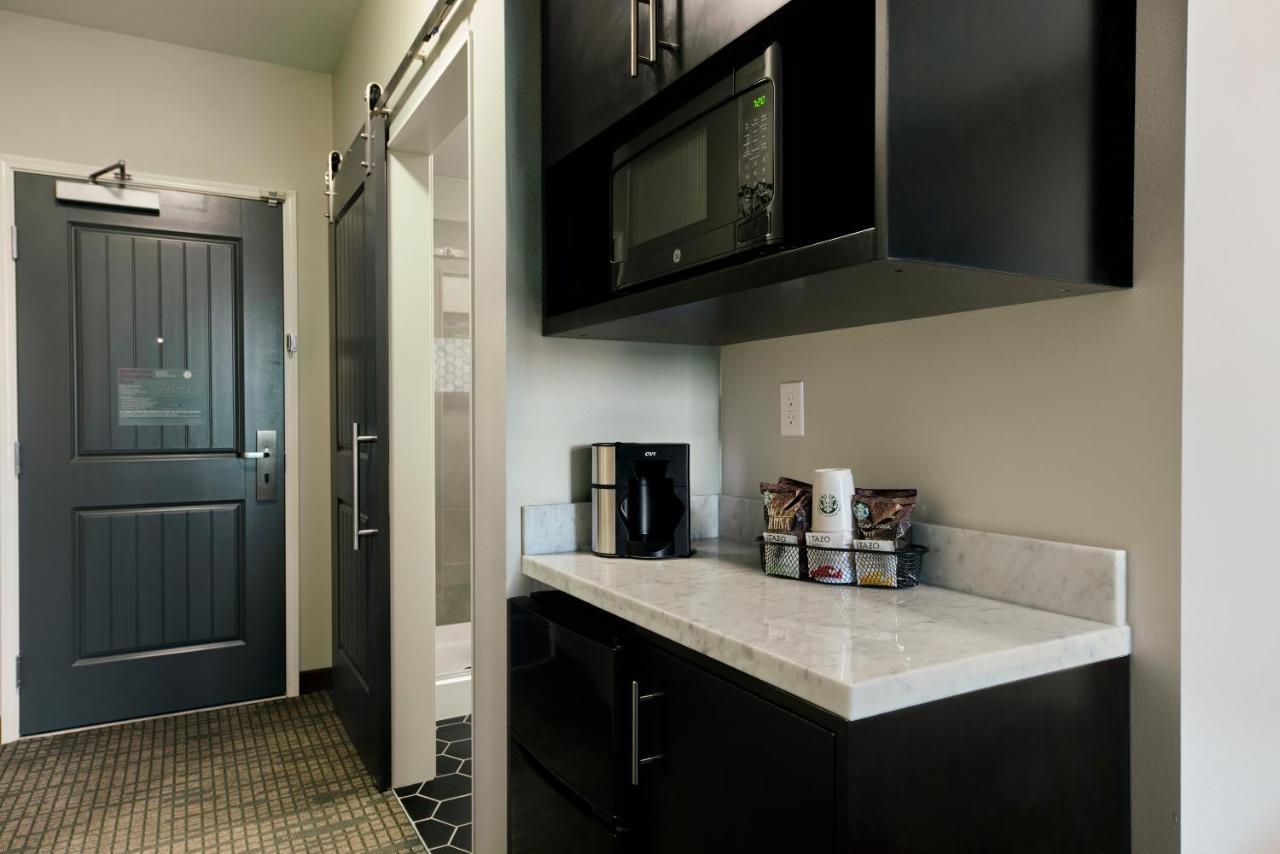 Oxford Suites Пасо Роблс Экстерьер фото