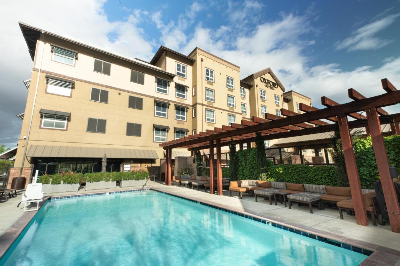 Oxford Suites Пасо Роблс Экстерьер фото