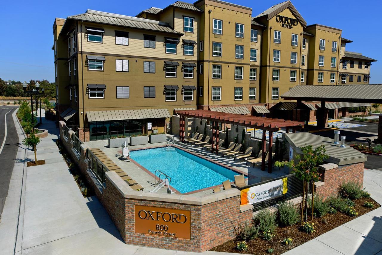 Oxford Suites Пасо Роблс Экстерьер фото